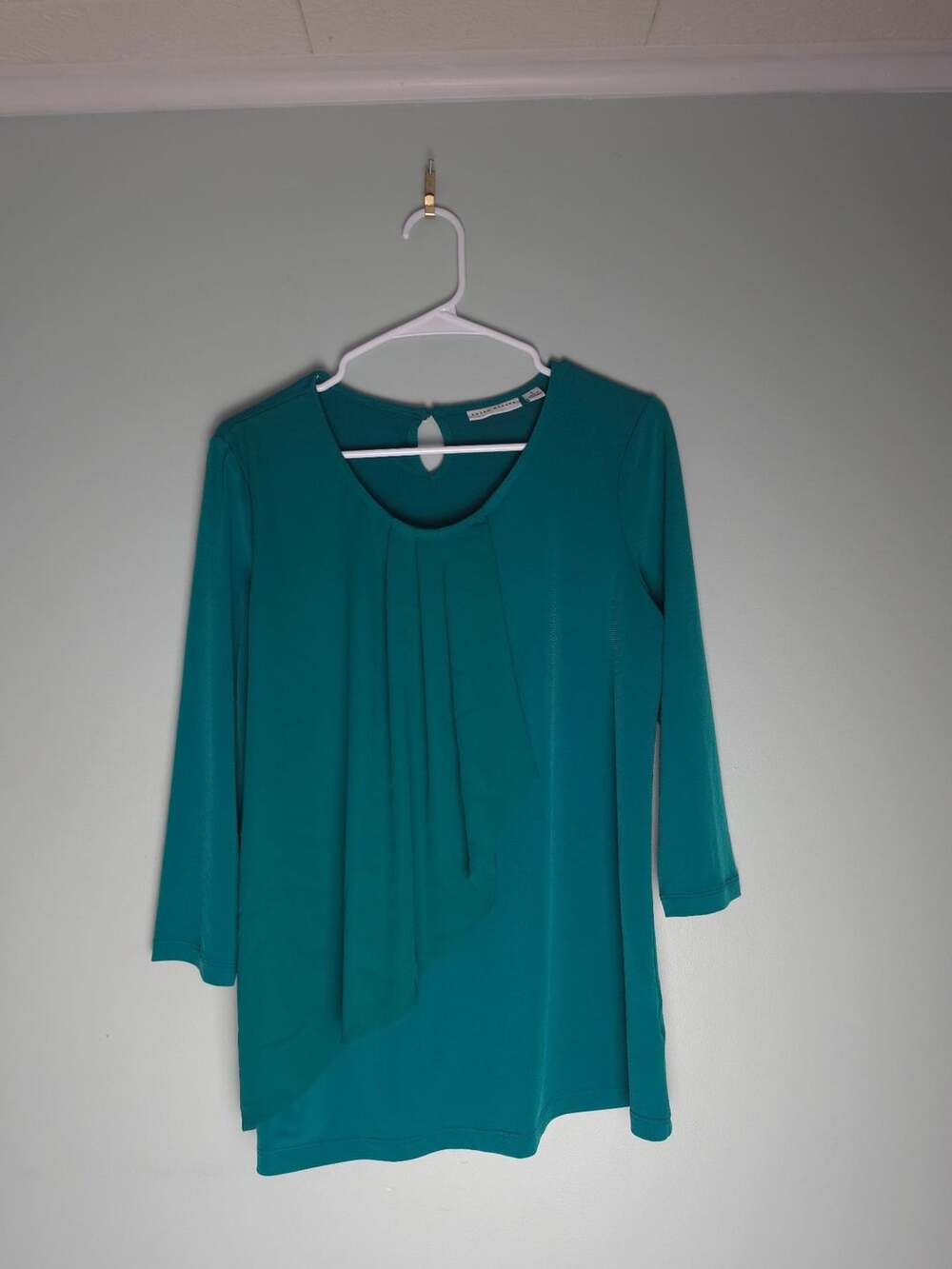 Officecore Everydaychic Susan Graver Tunic T
3/4 Sleeve Asymmetric Overlay